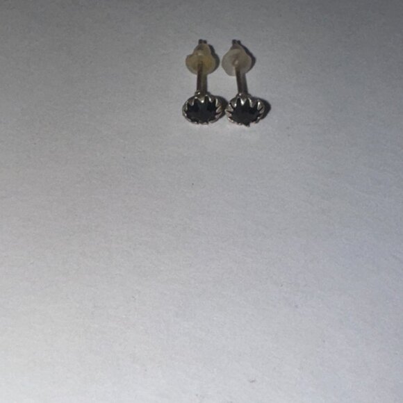 5 Mm Star Black Cz And Sterling Post Earrings - Picture 7 of 12